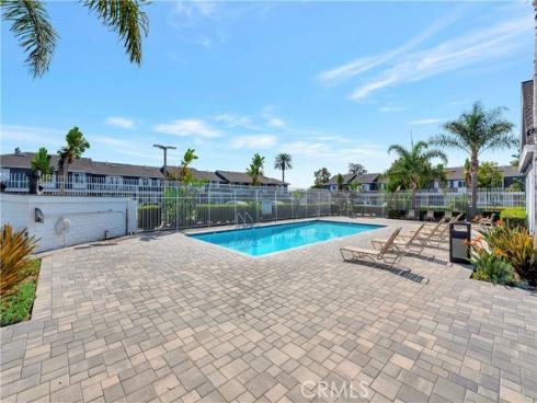 107  Yorktown   Lane, Costa Mesa, CA
