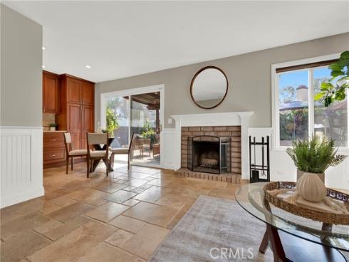 917  Helena  , Costa Mesa, CA