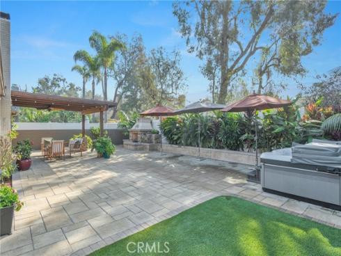 917  Helena  , Costa Mesa, CA