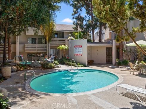 409  Bryson Springs  , Costa Mesa, CA