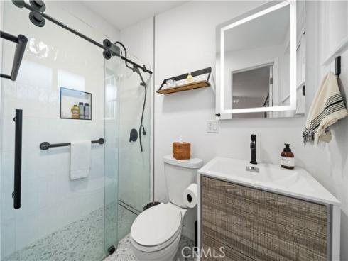 2229  Anaheim  , Costa Mesa, CA