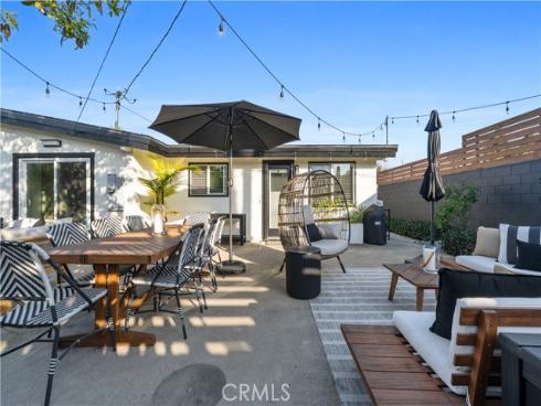 2229  Anaheim  , Costa Mesa, CA