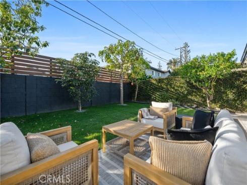 2229  Anaheim  , Costa Mesa, CA