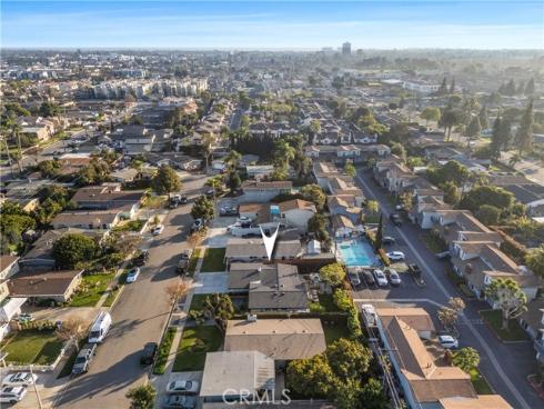 2229  Anaheim  , Costa Mesa, CA