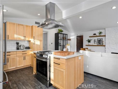 2229  Anaheim  , Costa Mesa, CA