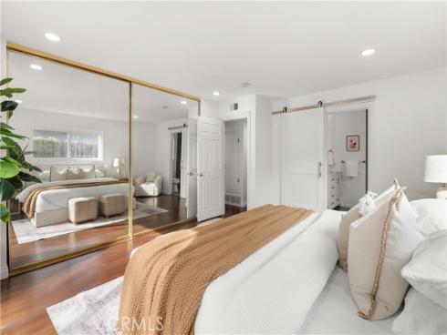 1113  Valley   Circle, Costa Mesa, CA