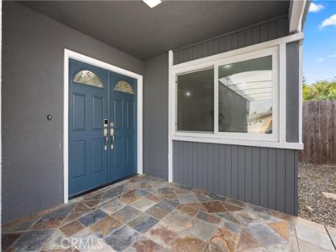 1113  Valley   Circle, Costa Mesa, CA