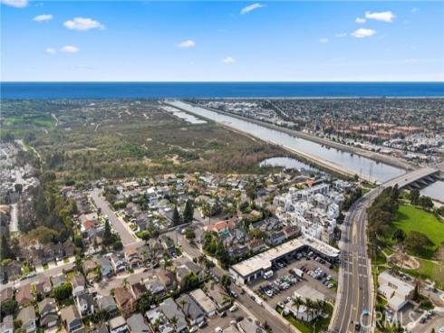 1113  Valley   Circle, Costa Mesa, CA