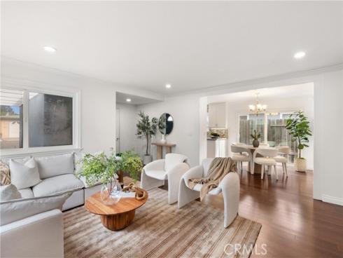 1113  Valley   Circle, Costa Mesa, CA