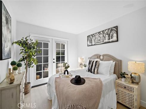 2338 Bunker Hill , Costa Mesa, CA