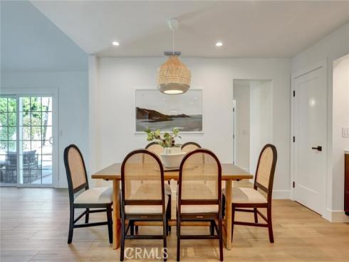 2046 Calvert , Costa Mesa, CA