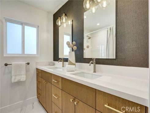 2046 Calvert , Costa Mesa, CA