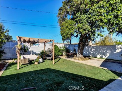 686  Governor St  , Costa Mesa, CA