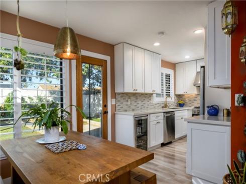 686  Governor St  , Costa Mesa, CA