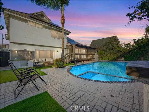 511  Sturgeon   Drive, Costa Mesa, CA