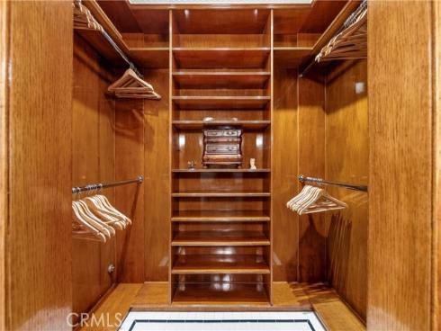 2074  Meadow View   Lane, Costa Mesa, CA