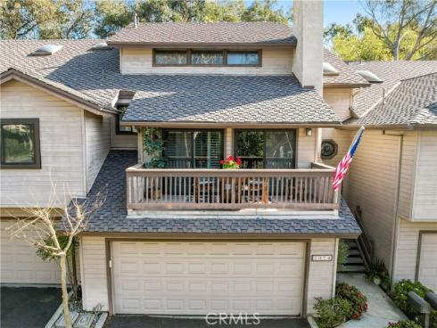 2074  Meadow View   Lane, Costa Mesa, CA