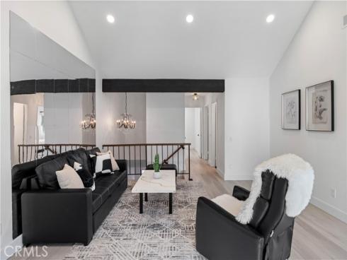 2231  Pacific  A1 , Costa Mesa, CA