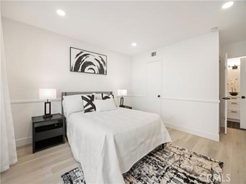 2231  Pacific  A1 , Costa Mesa, CA