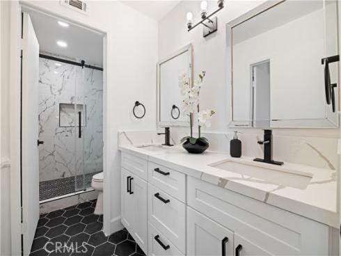 2231  Pacific  A1 , Costa Mesa, CA