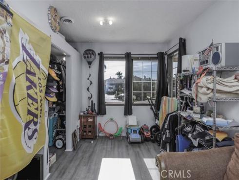 674  Senate   Street, Costa Mesa, CA