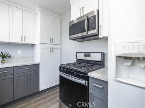 674  Senate   Street, Costa Mesa, CA