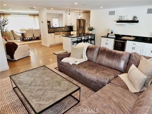 2443  Fordham  , Costa Mesa, CA