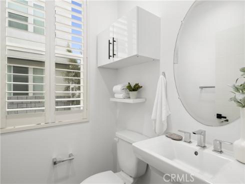 1683  Superior  , Costa Mesa, CA