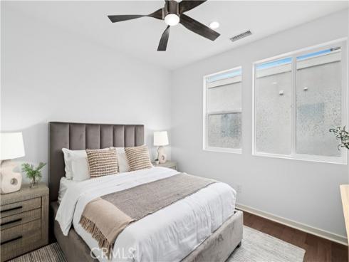 1683  Superior  , Costa Mesa, CA