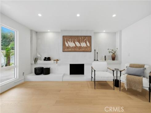 1943  Pelican Place  , Costa Mesa, CA