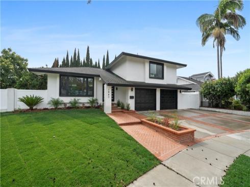 1943  Pelican Place  , Costa Mesa, CA