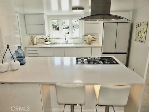 250  Bucknell Rd  , Costa Mesa, CA