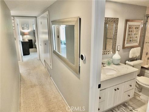 250  Bucknell Rd  , Costa Mesa, CA