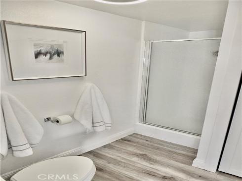 250  Bucknell Rd  , Costa Mesa, CA