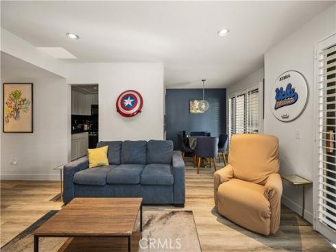 421  Bryson Springs  , Costa Mesa, CA