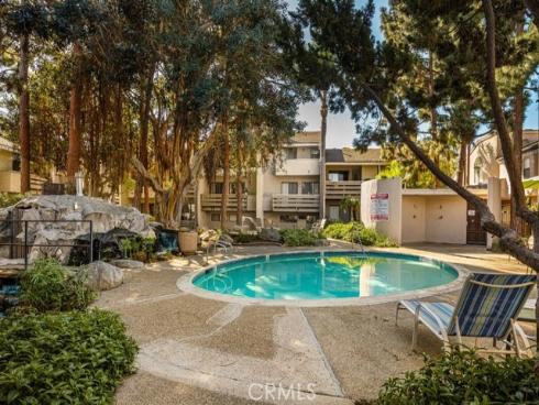 421  Bryson Springs  , Costa Mesa, CA