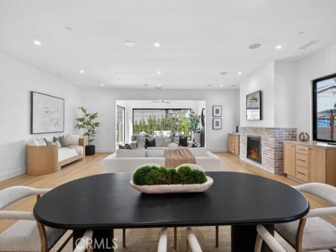 2587  Willo   Lane, Costa Mesa, CA