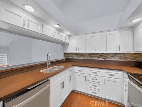 781  Grayling   Bay, Costa Mesa, CA