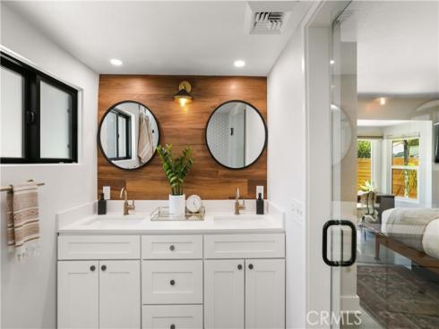 2110  President  , Costa Mesa, CA