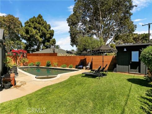 2110  President  , Costa Mesa, CA