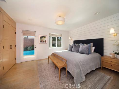 389  Mira Loma  , Costa Mesa, CA