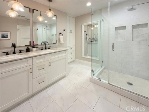 389  Mira Loma  , Costa Mesa, CA