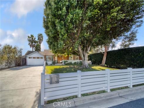 389  Mira Loma  , Costa Mesa, CA
