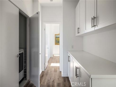 329  Ford  , Costa Mesa, CA