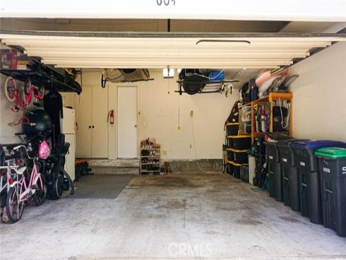604  Lassen  199  Lane, Costa Mesa, CA