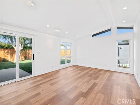 1956 Rosemary Place, Costa Mesa, CA