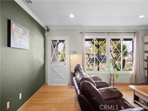 2836  Portola  , Costa Mesa, CA