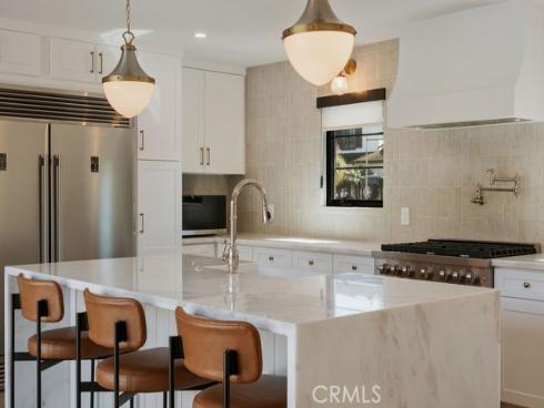 2820 Stromboli , Costa Mesa, CA