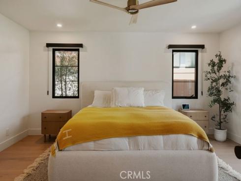 2820 Stromboli , Costa Mesa, CA