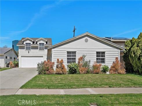 590  Traverse   Drive, Costa Mesa, CA